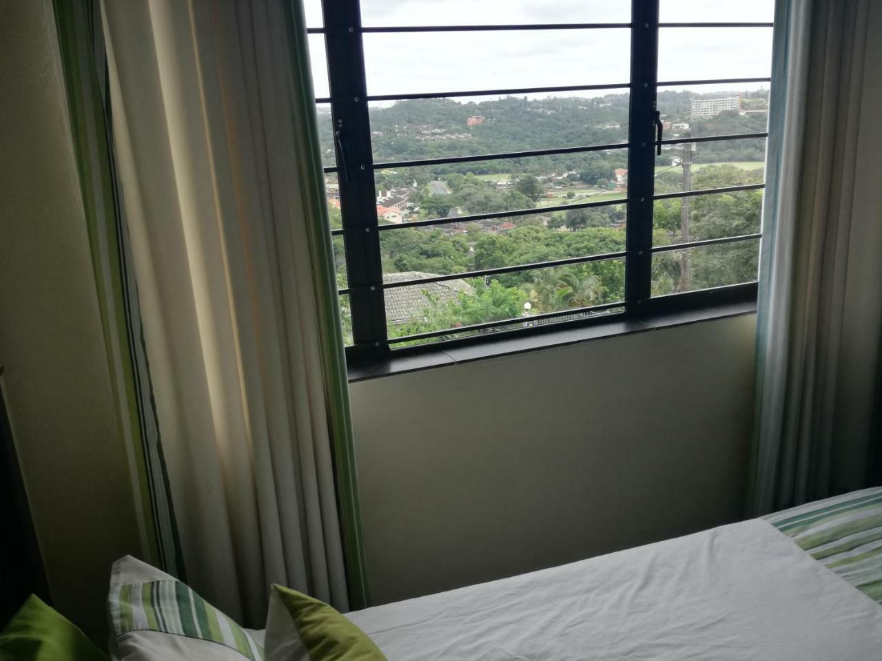Avalon Guest House Amanzimtoti Zewnętrze zdjęcie